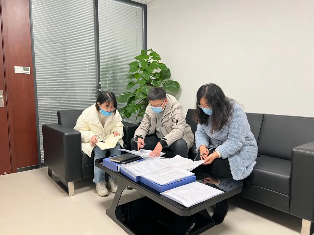 抓實(shí)黨建促發(fā)展 考核調(diào)研齊顯能冶勘設(shè)計(jì)集團(tuán)深入開(kāi)展“大學(xué)習(xí)大調(diào)研大討論”